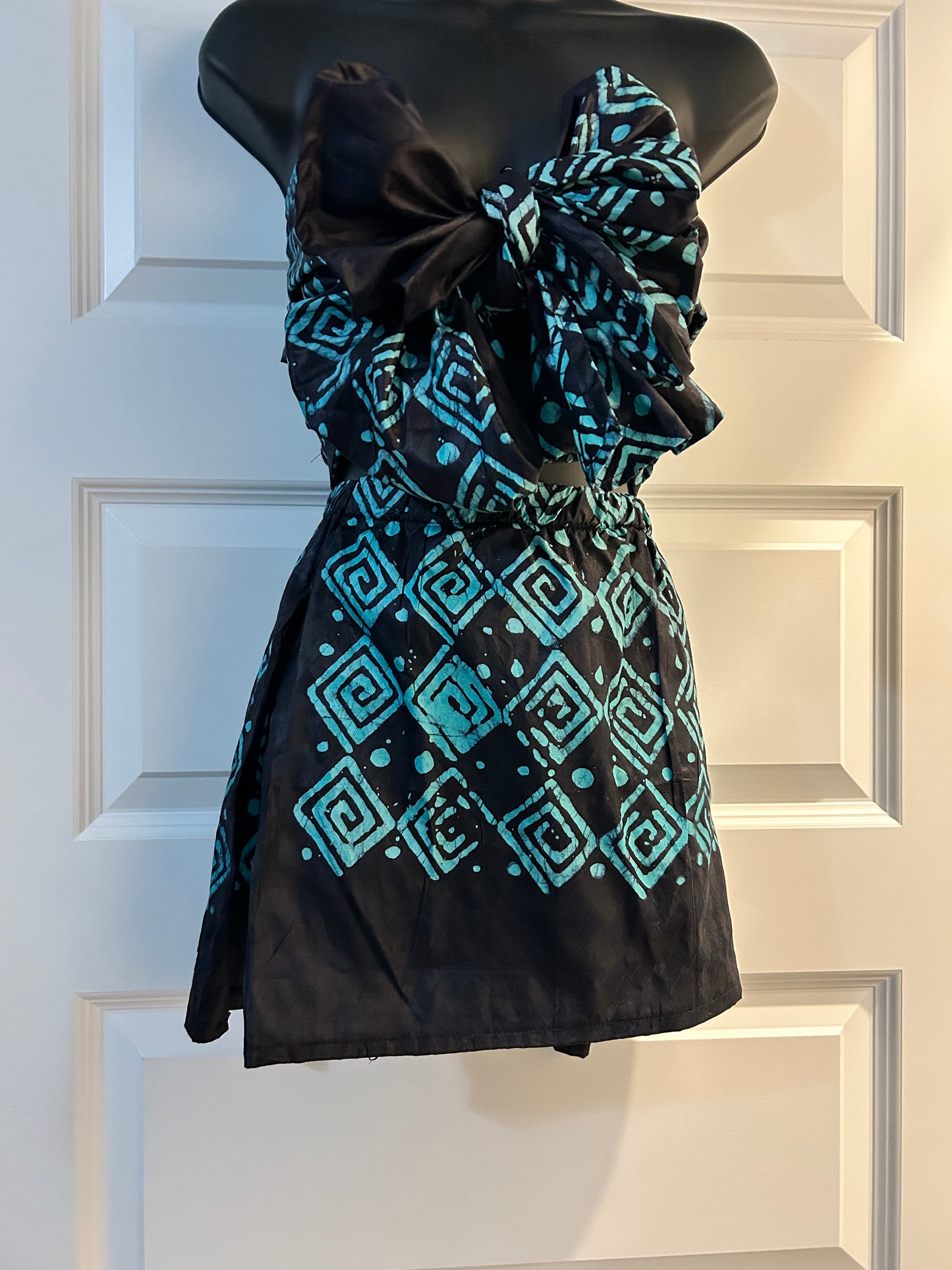 African Beach, Pool Coverup Set